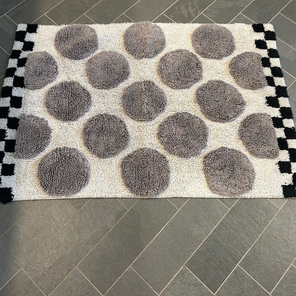 MacKenzie-Childs Checkered DOT Bath Black Gray Rug Mat 24 x 36 in - Picture 6 of 6